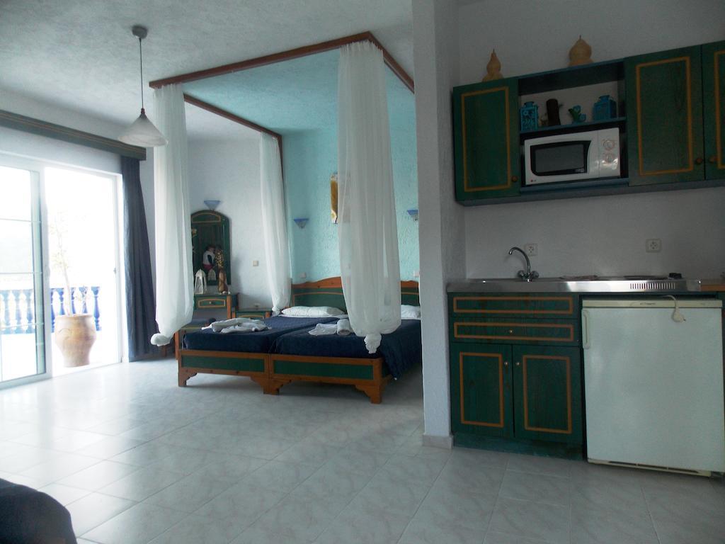 Annas Studios Ливадия Номер фото